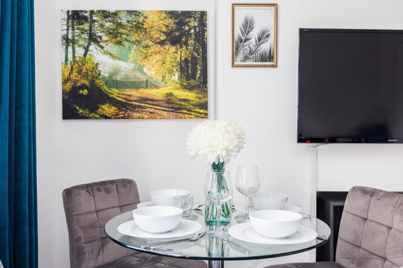 2 Bed Apartment London Exterior photo